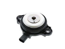 Load image into Gallery viewer, BMW Solenoid Actuator 11-36-7-593-719 - Main Product View