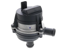 Load image into Gallery viewer, Britpart Auxiliary Water Pump LR067228GBP - Side View