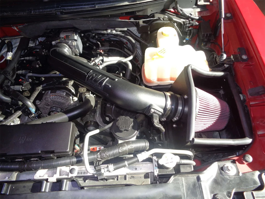 Flowmaster Flowmaster Delta Force Performance Air Intake - CARB Compliant 615186 - Side View