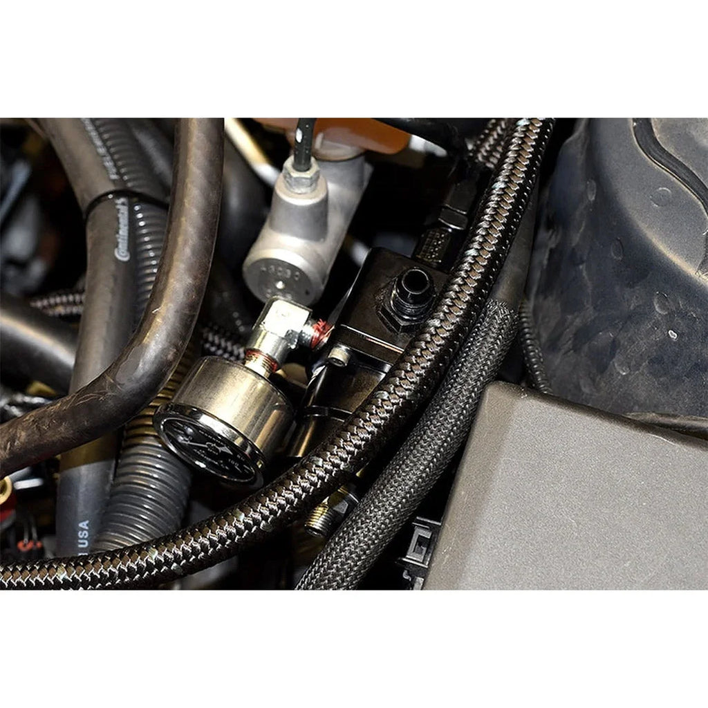IAG Performance IAG 0-100 PSI Liquid Filled Fuel Pressure Gauge (Black Face). IAG-AFD-2050 - Side View