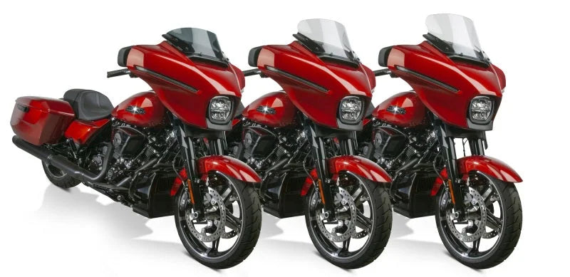 National Cycle 24+ Harley Davidson FLH/ 23 FLH CVO V-Stream Quantum Plus Mid Windshield- LT. Tint - Side View