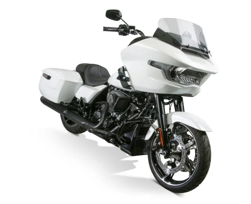 National Cycle 24+ Harley Davidson FLT/ 23 FLT CVO V-Stream Quantum Plus Mid Windshield- LT. Tint - Side View
