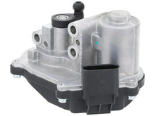 Load image into Gallery viewer, Pierburg Intake Manifold Motor 7.06870.02.0