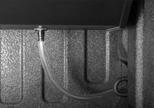 Load image into Gallery viewer, Retrax 19-22 Ram 1500 5.7ft Bed w/RAMBOX RetraxPRO XR - Additional View 7