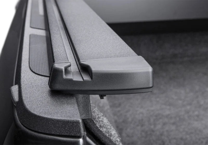 Retrax 2007-2020 Toyota Tundra CrewMax 5.5ft Bed RetraxPRO XR with Deck Rail System - Additional View 7