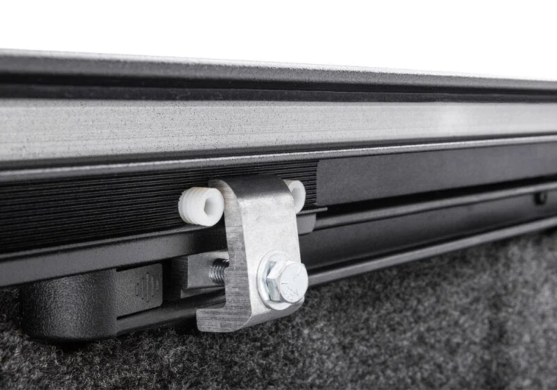 Retrax 2007-2020 Toyota Tundra CrewMax 5.5ft Bed RetraxPRO XR with Deck Rail System - Additional View 12