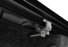 Load image into Gallery viewer, Retrax 2019 Chevy & GMC 5.8ft Bed 1500 RetraxONE XR - Additional View 5