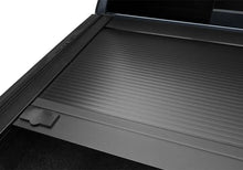 Load image into Gallery viewer, Retrax 2019 Chevy & GMC 5.8ft Bed 1500 RetraxONE XR - Additional View 8