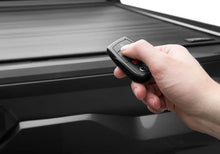 Load image into Gallery viewer, Retrax 2024 Chevy/GMC Silverado/Sierra 2500/3500HD 6.9ft. Retrax EQ Bed (MUST HAVE Onstar) - Additional View 9