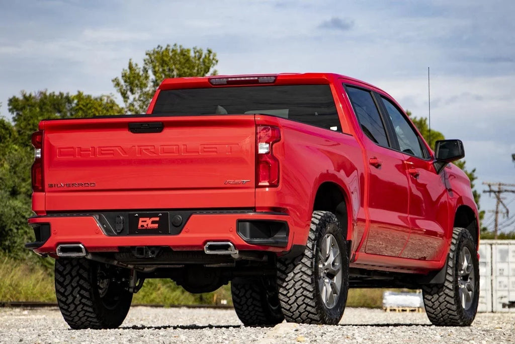 Rough Country 3.5 Inch Lift Kit | Vertex | Chevy Silverado 1500 2WD/4WD (2019-2024) 29550 - Installation View