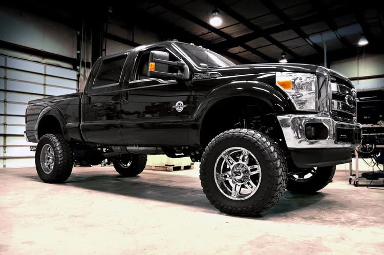 Rough Country 6 Inch Lift Kit | Diesel | OVLD | Ford F-250 Super Duty 4WD (2011-2014) 564.20 - Installation View