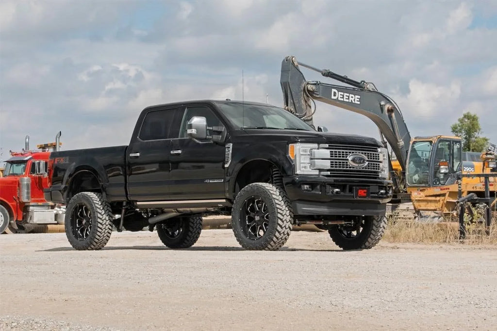 Rough Country 6 Inch Lift Kit | OVLDS | D/S | V2 | Ford F-250/F-350 Super Duty 4WD (17-22) 51771 - Installation View