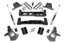 Load image into Gallery viewer, Rough Country 7.5 Inch Lift Kit | Chevy Silverado & GMC Sierra 1500 2WD (2007-2013) 26330 - Main Product View