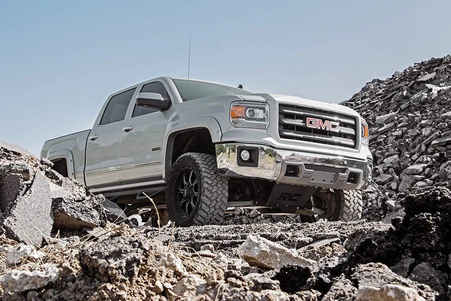 Rough Country Full Skid Package | Chevy Silverado & GMC Sierra 1500 4WD (2014-2018 & Classic) 222 - Front View