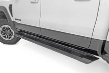 Load image into Gallery viewer, Rough Country HD2 Aluminum Running Boards | Crew Cab | Ram 1500 (19-25)/1500 TRX (21-24) SRB01950A - Back View