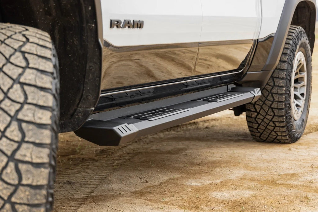 Rough Country HD2 Aluminum Running Boards | Crew Cab | Ram 1500 (19-25)/1500 TRX (21-24) SRB01950A - Additional View 6