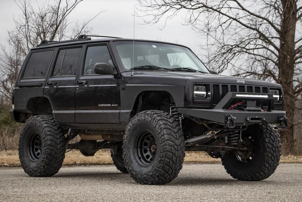 Rough Country Lower Door Armor | 4 Door | Jeep Cherokee XJ 2WD/4WD (1984-2001) 10582 - Installation View