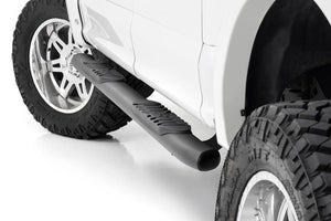 Rough Country Oval Nerf Step | Crew Cab | Black | Ford F-150/F-150 Lightning/Raptor  (15-24) 21005 - Installation View