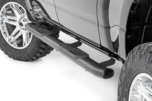 Load image into Gallery viewer, Rough Country Oval Nerf Step | Crew Cab | Black | Ram 1500 (19-25)/1500 TRX (21-24) 21004 - Main Product View