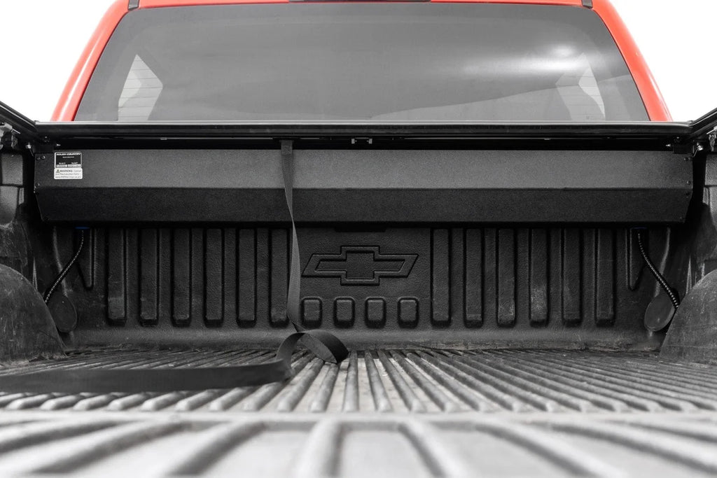 Rough Country Retractable Bed Cover | 5'10" Bed | Chevy/GMC 1500 (19-24) 46120581A - Installation View