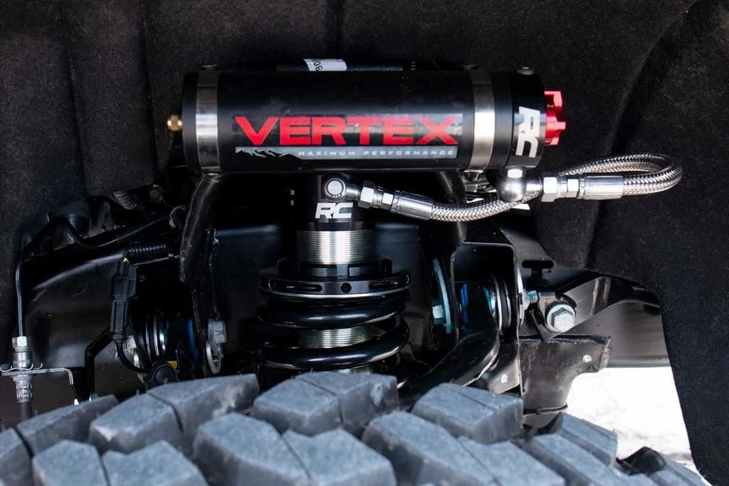 Rough Country Vertex 2.5 Adjustable Coilovers | Front | 3.5" | Chevy/GMC 1500 (07-18 & Classic) 689031 - Side View