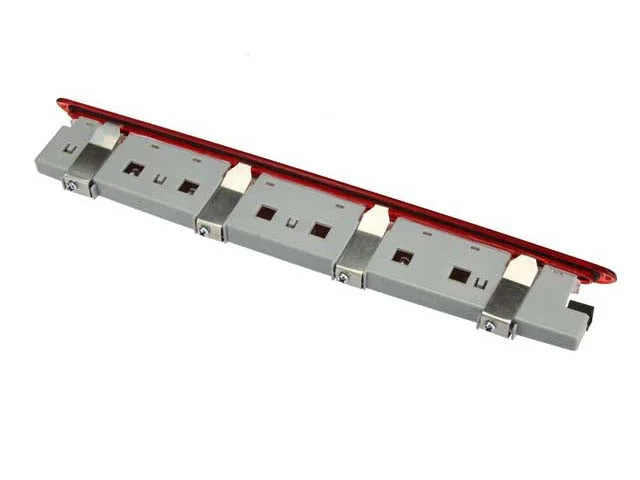 URO Parts Third Stop Light 251-820-11-56-39 - Side View