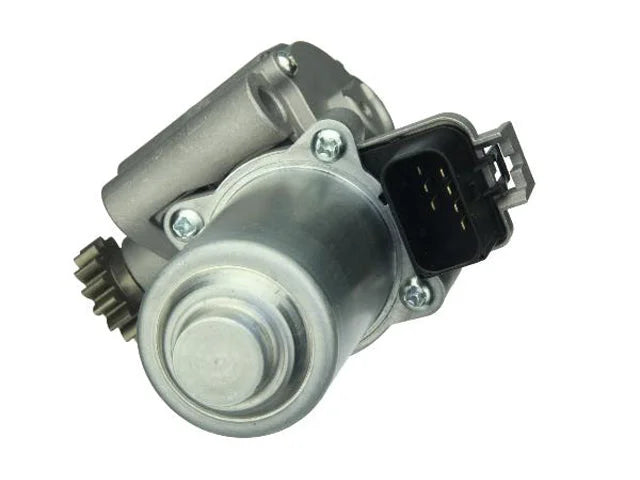 URO Parts Transfer Case Motor 27-10-7-546-671 - Installation View