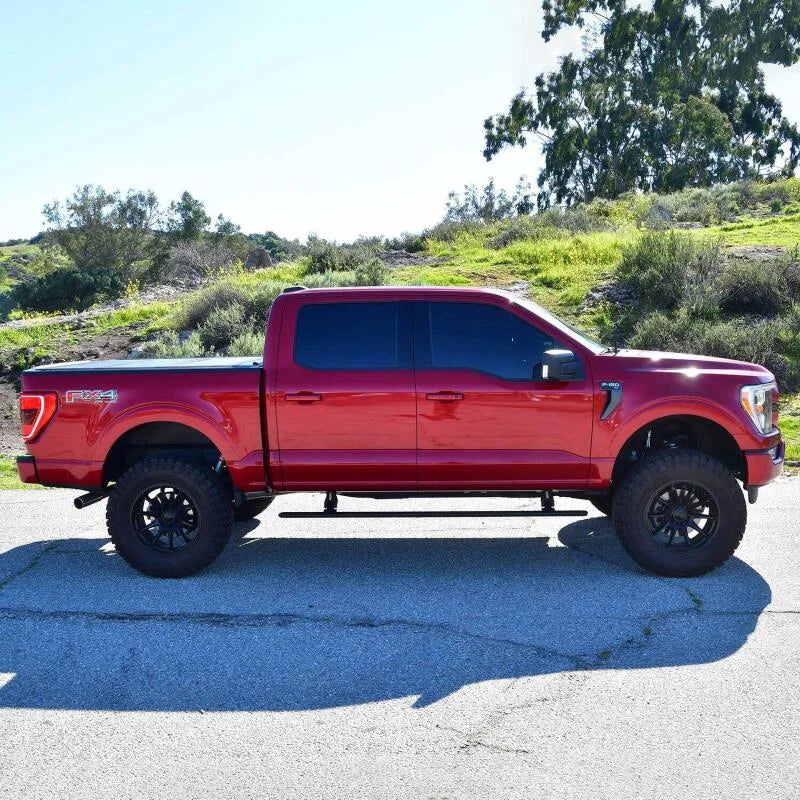 Westin 15-23 Ford F-150 SuperCrew / 17-23 F-250/350 CrewCab Pro-e Running Boards - Tex. Blk - Side View