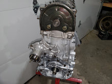 Load image into Gallery viewer, Geo Tracker / Suzuki Sidekick 1.6L 8v Long Block