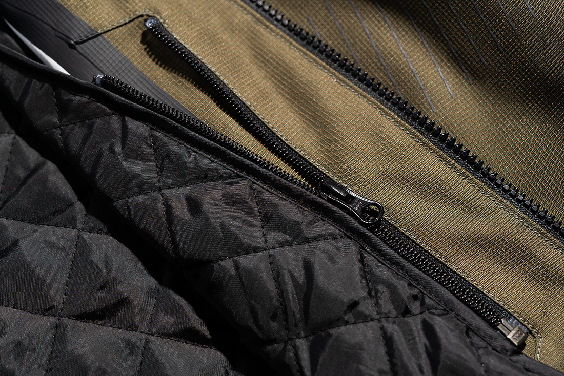 28205826_2.png