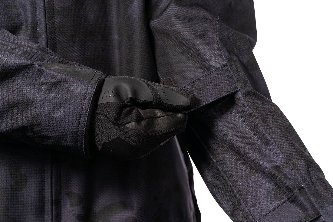 28205828_4.png