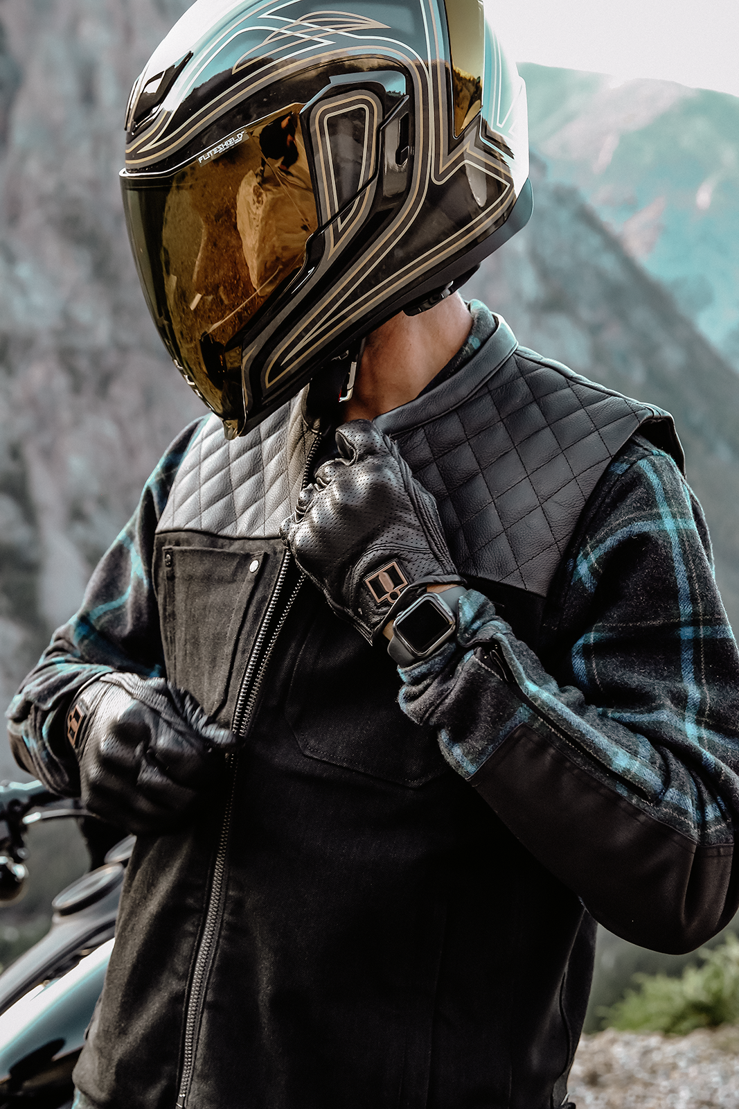 28300557_7.png