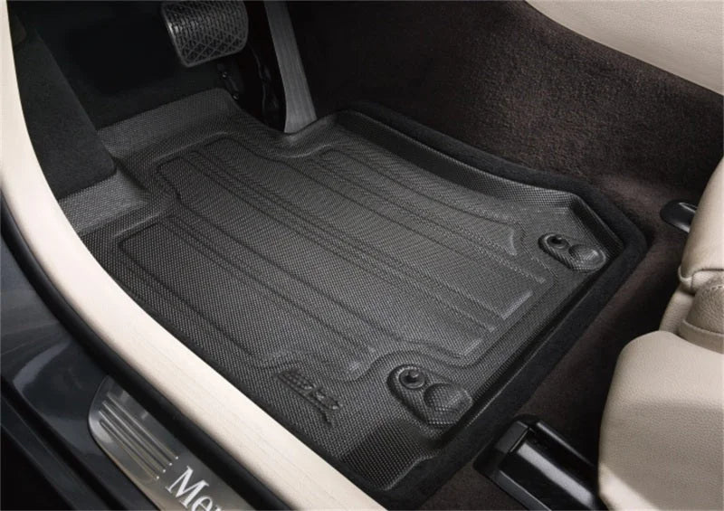 3D MAXpider 20-21 Mercedes-Benz GLE/GLS-Class Elegant Hybrid 1st Row Floormat - Black - Installation View