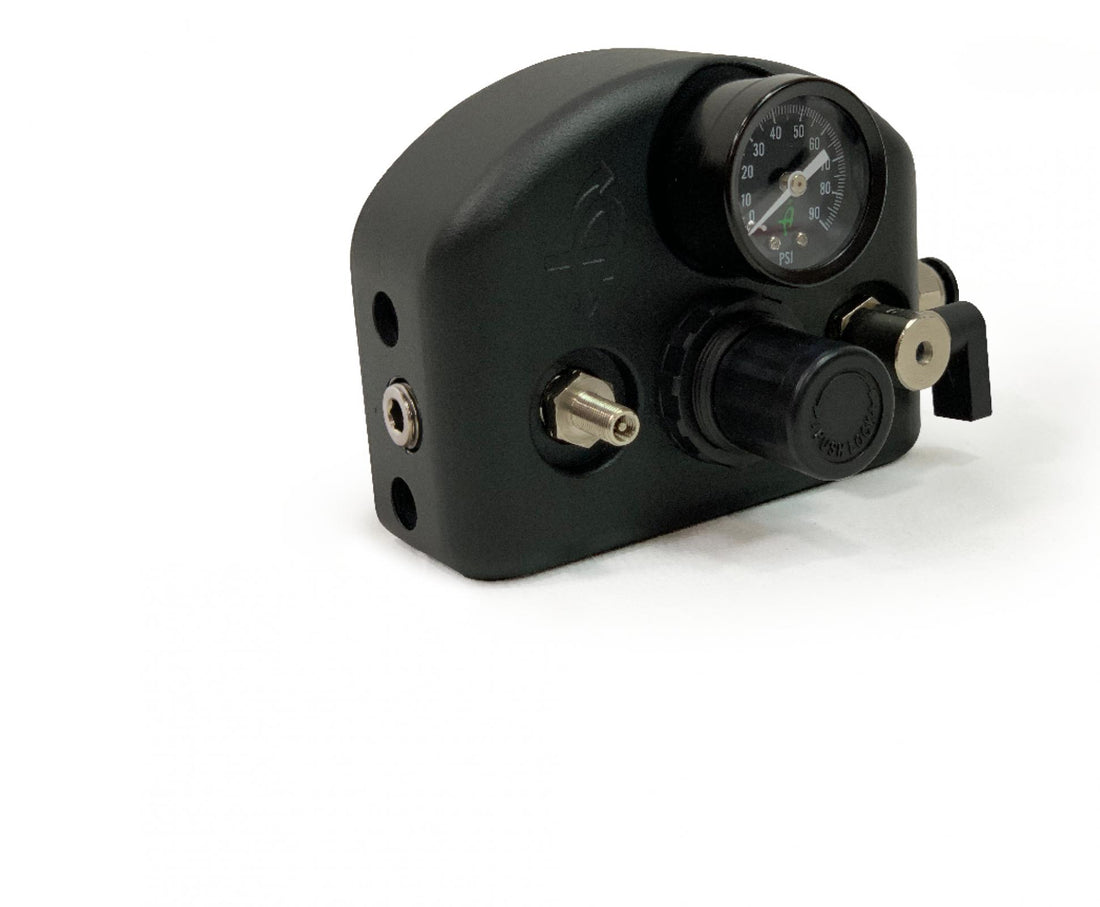 Tire Inflator System 4 Tire Universal With Box, Fittings, Hoses and Storage Bag Black UP Down Air