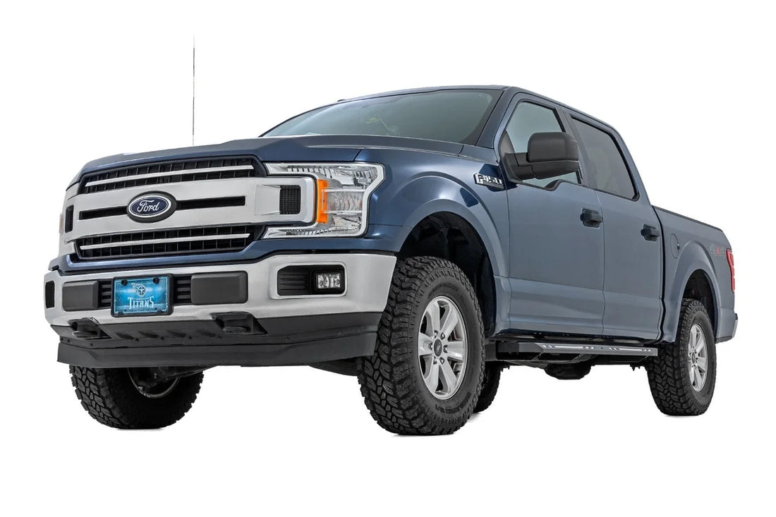 AC2 Running Boards | Amber/White | Crew Cab | Ford F-150/Lightning/F-250/F-350/Raptor (15-25) - Side View