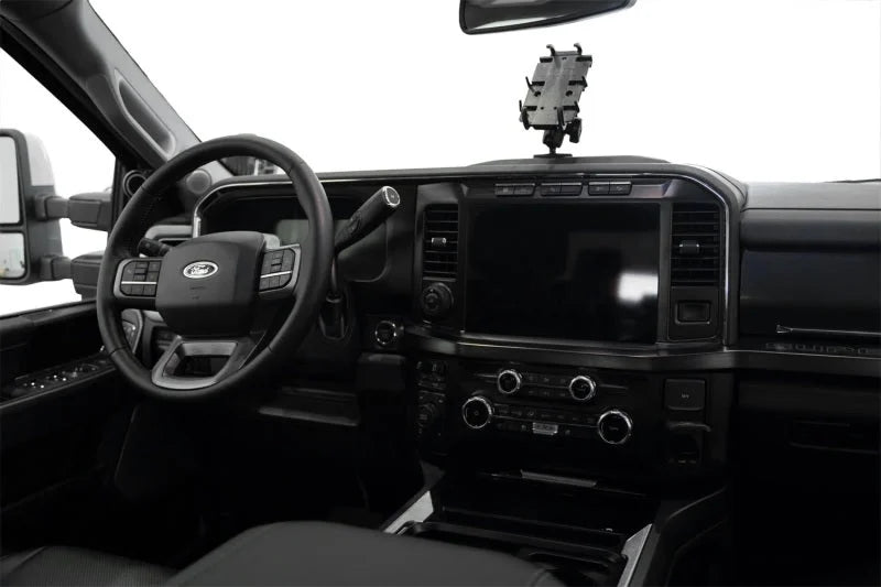 ADD 2023+ Ford Super Duty F250/350 Dash Mount - Installation View