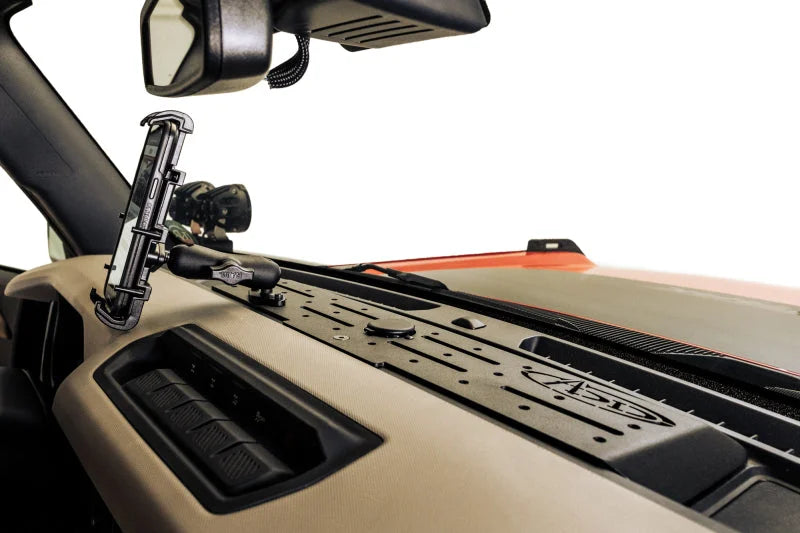 ADD 21-23 Ford Bronco & Bronco Raptor Digital Device Dash Mount - Installation View