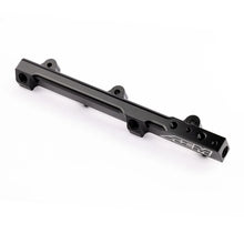 Load image into Gallery viewer, AEM 90-93 Accord DX/LX/SE/EX &amp; 92-01 Prelude S/Si/Si VTEC Black Fuel Rail - Installation View