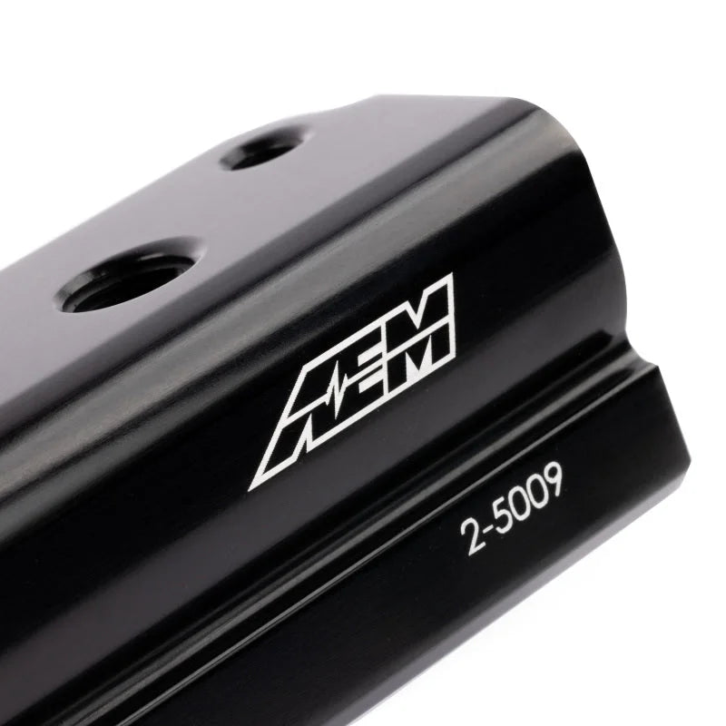 AEM 96-00 Civic CX/DX/LX/EX & 96-97 Del Sol S/Si Black Fuel Rail - Side View