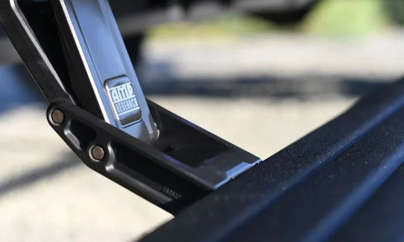 AMP Research 19-20 RAM 1500 PowerStep Smart Series - Installation View