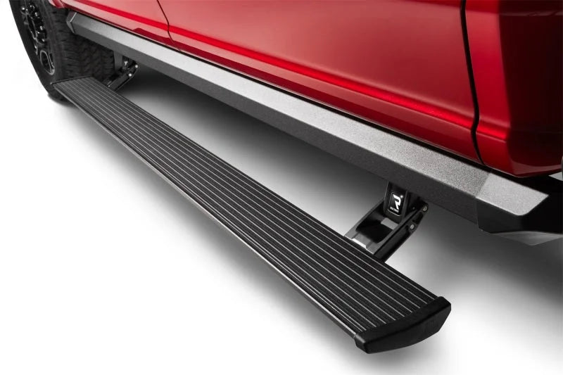 AMP Research 20-23 Chevy Silverado 1500 Crew Cab PowerStep XL - Black (Incl OEM Style Illumination) - Installation View