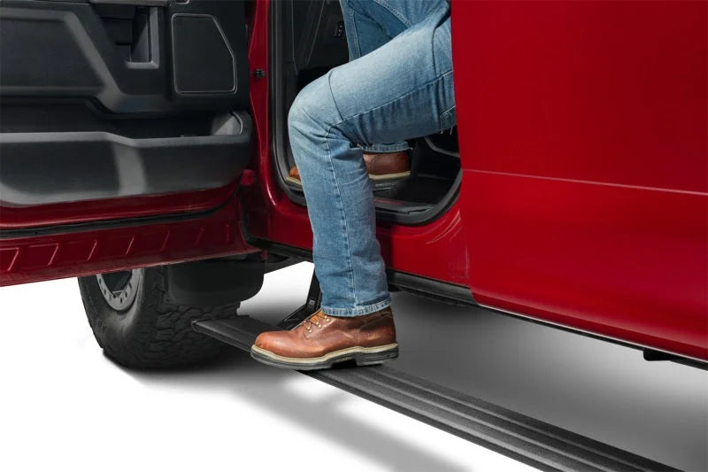 AMP Research 21-23 Ford F-150 Powerboost/Lightning PowerStep Smart Series - Installation View