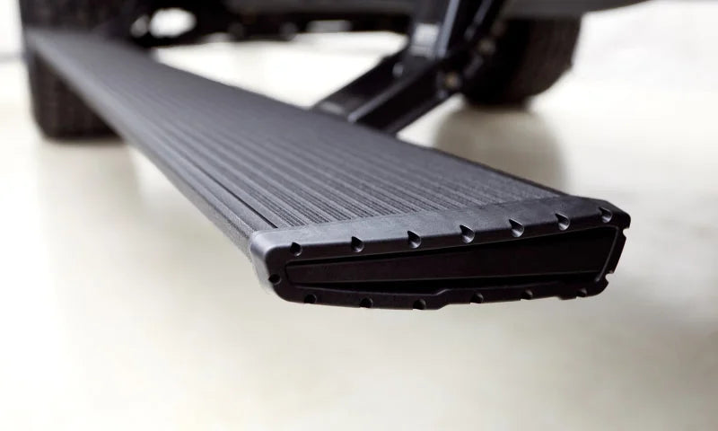 AMP Research 22-23 Chevy/GMC Silverado/Sierra 1500 & 2024 2500/3500HD PowerStep XL - Installation View