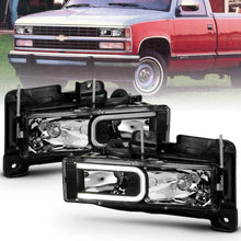 Load image into Gallery viewer, ANZO 1999-2000 Cadillac Escalade Crystal Headlights Light Bar Black Housing (Pair) - Main Product View