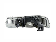 Load image into Gallery viewer, ANZO 1999-2002 Chevrolet Silverado 1500 Crystal Headlights Chrome - Additional View 5