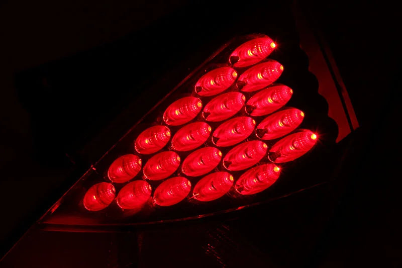 ANZO 2003-2005 Nissan 350Z LED Taillights Red - Side View