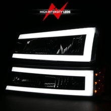 Load image into Gallery viewer, ANZO 2003-2006 Chevrolet Silverado 1500 Crystal Headlights w/ Light Bar Black Housing - Additional View 5