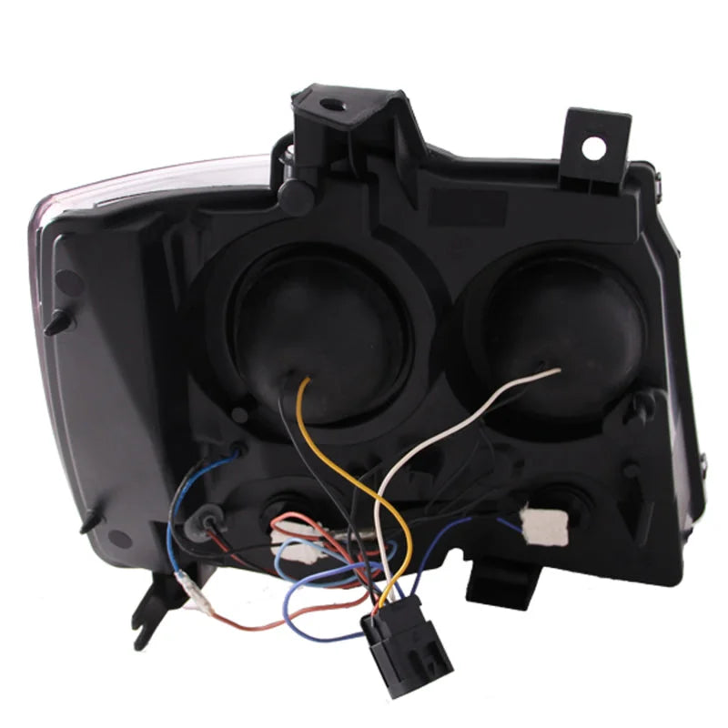 ANZO 2007-2013 Chevrolet Avalanche Projector Headlights w/ U-Bar Black - Detail View