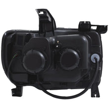 Load image into Gallery viewer, ANZO 2015+ GMC Canyon Projector Headlights w/ Plank Style Design Black w/ Amber - Additional View 8