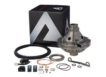 Load image into Gallery viewer, ARB Airlocker 10.5In 30 Spl Ff Gm 14 Bolt S/N - Installation View